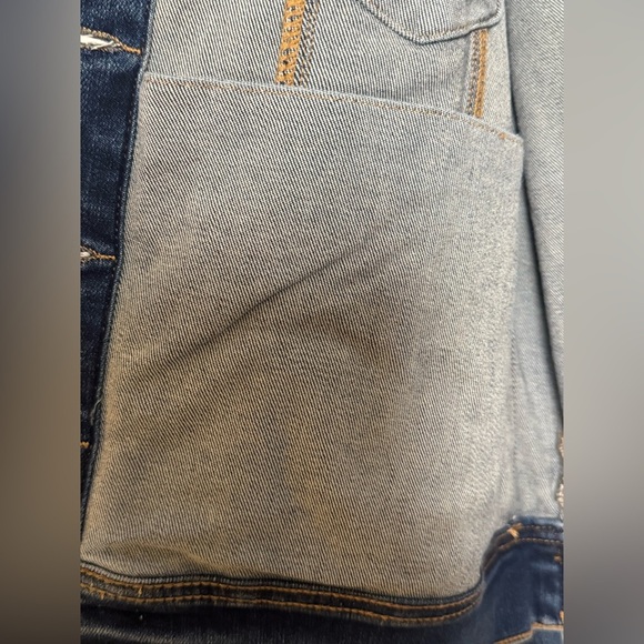 Judy Blue Distressed Indigo Jean Jacket - Picture 4 of 14